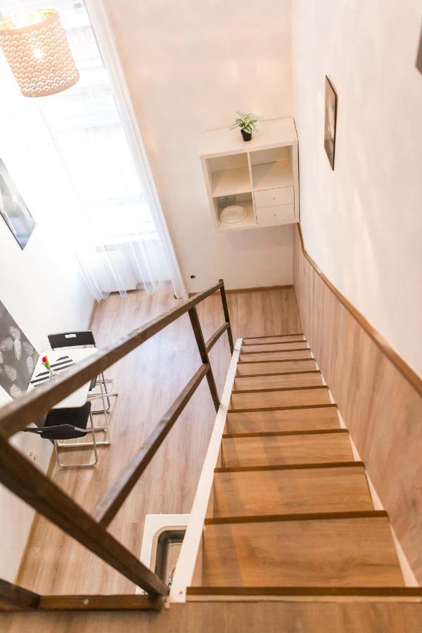 Modern Budget Lofts In The City Centre Budapest Bagian luar foto
