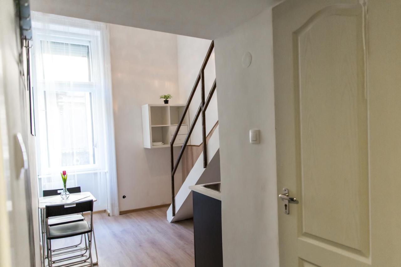 Modern Budget Lofts In The City Centre Budapest Bagian luar foto
